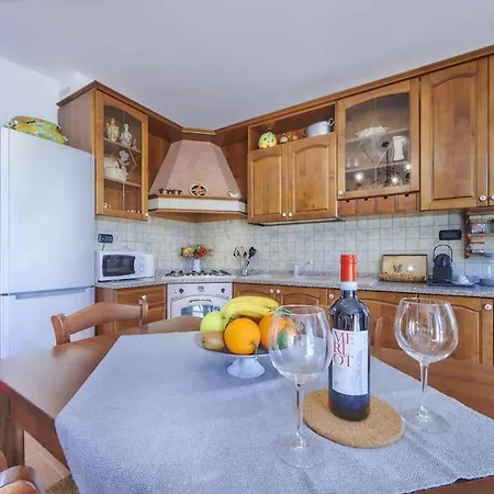 Casa Ducale View Манделло-дель-Ларио